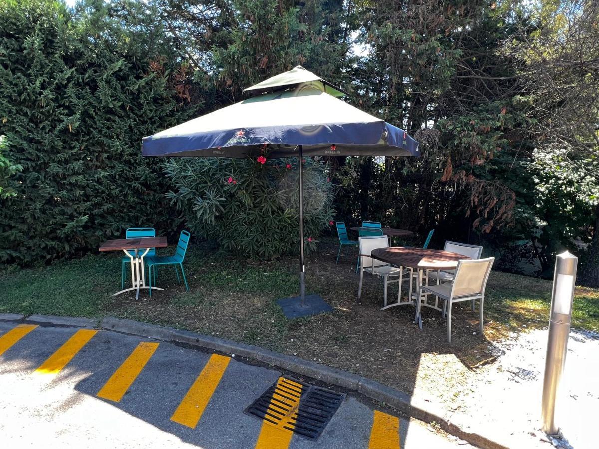 Ibis Budget Marseille Est Porte D'Aubagne Экстерьер фото